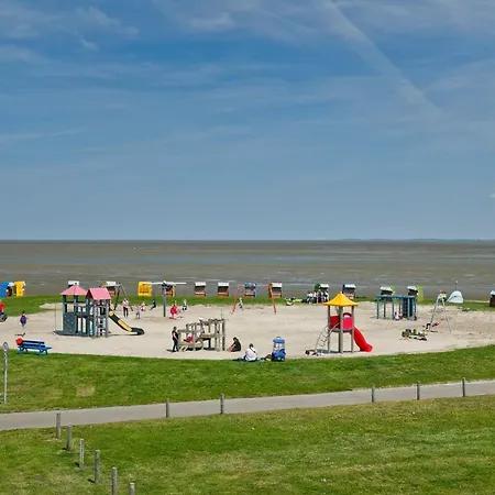 Knaus Campingpark Burhave *